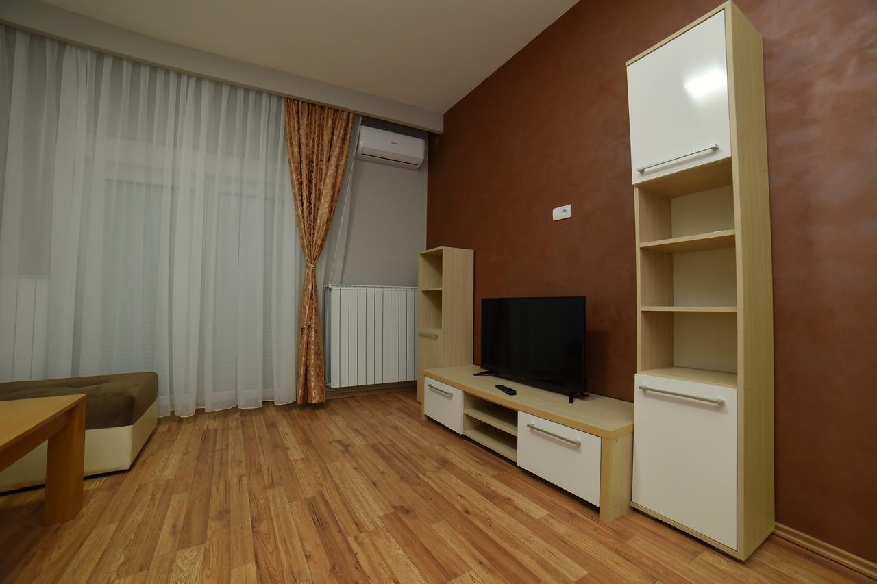 Apartmani Milosevic Μπιέλινα Εξωτερικό φωτογραφία